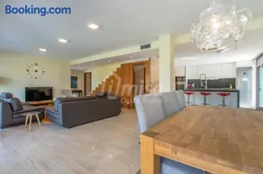 Oasis House - Image 2