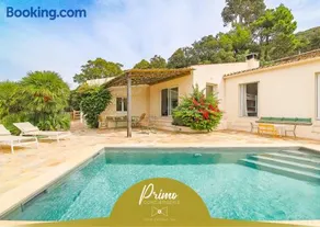 Villa Luma, 3 Chambres avec Piscine Chauffée - Image 1