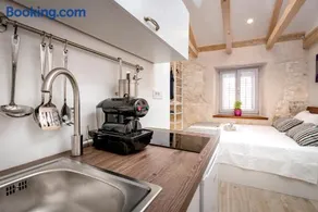 Successus Old Town House - Image 3