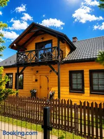 Osada Przy Szlaku Drewniany Dom - Image 1