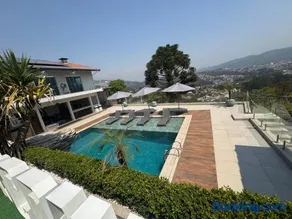 Casa de Temporada Luxo - Piscina, Área Gourmet e Vista Espetacular! - Image 3