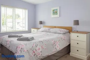 Cornish Coasts Holiday Park - Image 2