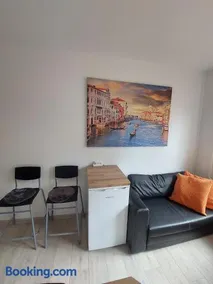 Kadaga Apartment studio - Image 3