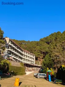 Wood Creek Resort & Spa Kasauli - Image 2