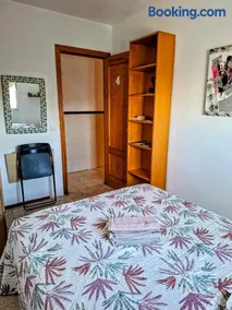 Habitaciones privadas con cama doble en Sevilla - Image 2