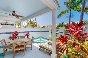 DK27 Key Lime Villa - Image 1