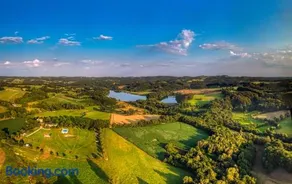 Gîte Fénil Dans Le Lot Avec Vue Panoramique - Image 1