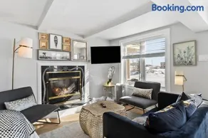 Private Oceanfront Suite Hot Tub & Fireplace - Image 3