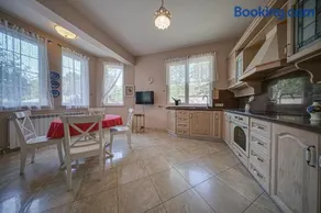 The Exquisite Residence - Image 4