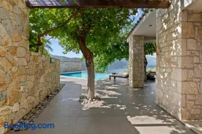 THE VINEYARD HOUSES - Pasithea - Image 1