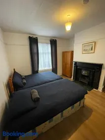 Comfort Triple Room near Airport - 2 - Image 1