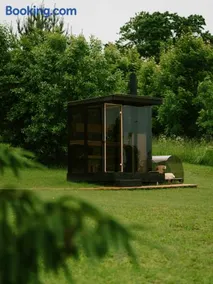 Raadivere Põllupeegel with Sauna - Image 1