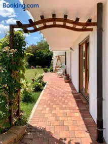 Ferienwohnung im Schwarzwald mit Terrasse und Garten - Image 1