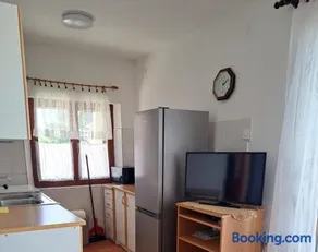 Apartments Malenica Njivice Croatia 200 m from the sea - Image 5