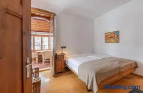 Stilvolle 3-Zimmer Wohnung in Jugendstilvilla - Image 2