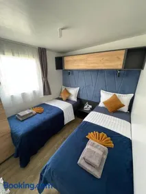 Luxury Mobile Home Marbella 167 -Terra Park SpiritoS - Image 4
