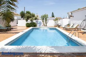 Villa Mayo con piscina privada - Image 2