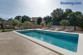 Beautiful new villa with pool, near beach - by TRAVELER tourist agency KRK - ID 2400 - Image 3
