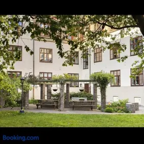 Oslo, Classic Apartment - Image 3