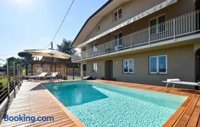 4 Bedroom Gorgeous Home In Massarosa - Image 1