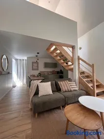 Ker Rev Home Gîte indépendant de charme en longère bretonne - Image 1