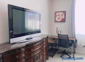 Large master bedroom with Separate bathroom and work desk on the first floor - Image 5