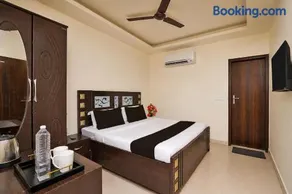 Collection O Sector 5 Ghaziabad Formerly Five Seas - Image 3