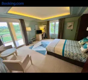 Suite Deluxe vue sur Golf - Image 3