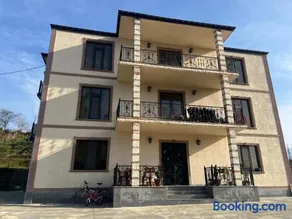 vila in CHAKVI - Image 2