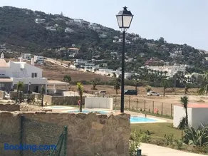 CASA ROMPEOLAS Atlanterra - Image 4
