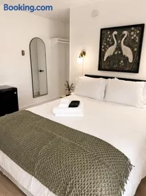 Haven Hotel - Image 2