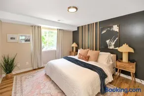 Cozy 1-Bedroom Apartment in Quiet Neighborhood - Image 1