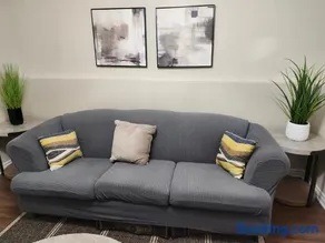 Lovely 2 Bedroom apartment close to Avalon Mall - Image 1
