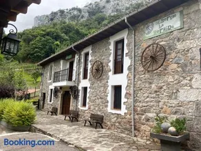 Albergue La HERMIDA - Image 1