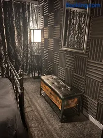 Asmodeus Studio - Kinky adult only stay - Image 2