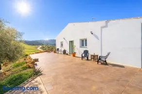 Cubo's Casabermeja Country Rural House - Image 4