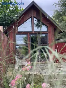 The Nest bed and garden - Image 3
