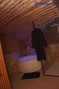 La Luxure- Loveroom - Image 1