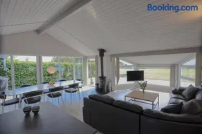 Beach House For 9 Guests 400 M To The Sea - Image 4