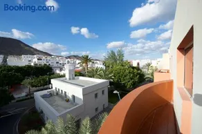 Apartamento con ascensor en primera línea - Image 2
