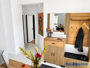 Moderne Ferienwohnung in Kleinheubach 24h Check in Fußbodenheizung Premium Ausstattung lichtdurchflutet privater Zugang Parkplatz - Image 2