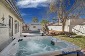Ultimate Vacation: A Luxurious Oasis with a Pool! - Image 2
