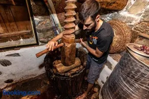 Hatzikyprianou Museum Studio - Image 3