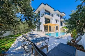 Arıcı evi delux luxury villa with indoor and outdoor pool - Image 1