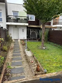 Maison familiale 7 personnes Jardins & BBQ Tram centre - Image 2