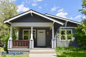 Bluebird Day - Kokanee Cottage - Image 1