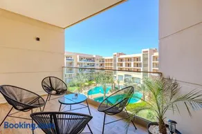 Royal Deluxe Silver Marrakech Premium Pool View - Image 3