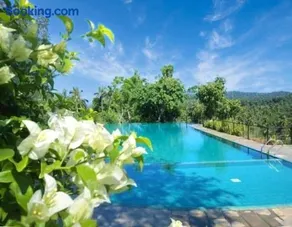 Victoria Range Holiday Villas - Image 1