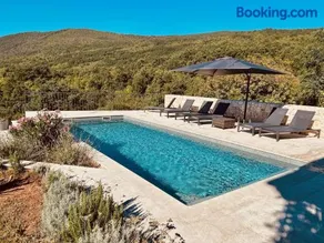 Villa in Hanglage mit Pool und Meerblick - Image 2