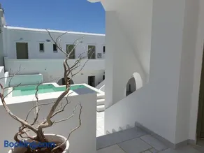 Artemis Hotel - Image 1